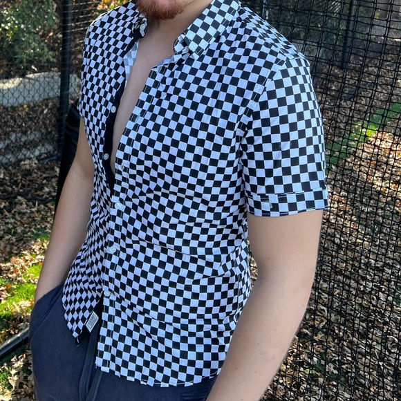 G BY GUESS MEN FINISH LINE CAR RACING FLAG BUTTON DOWN SHIRT CHECKERE CHECK STUD - Picture 14 of 16